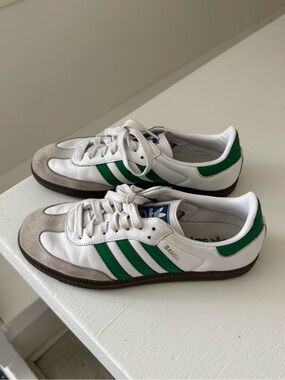 Adidas Samba Sneakers